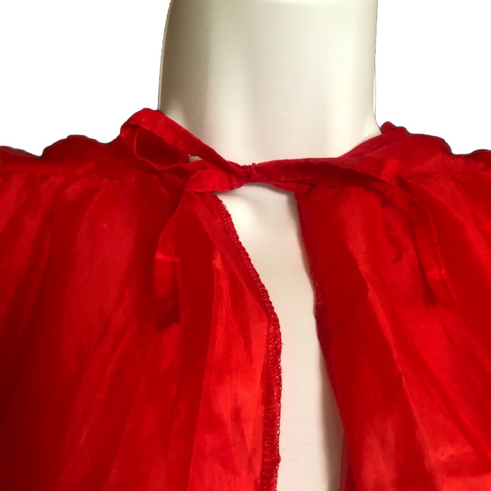 Halloween Red Costume Cape full length - Picture 3 of 10
